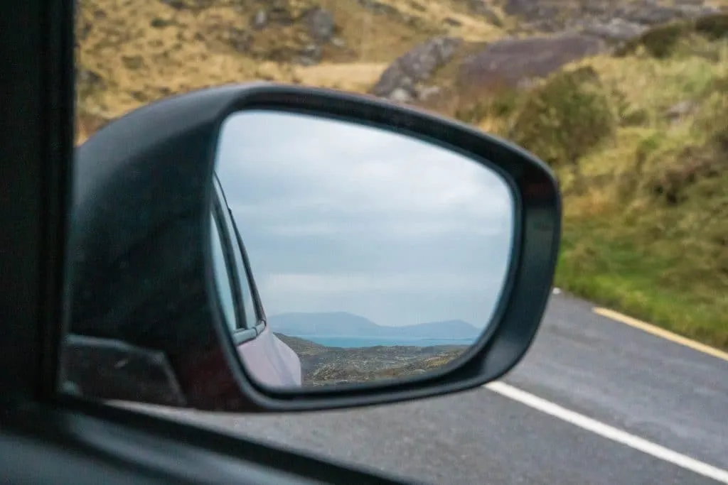 Car mirror of Ireland Highlands