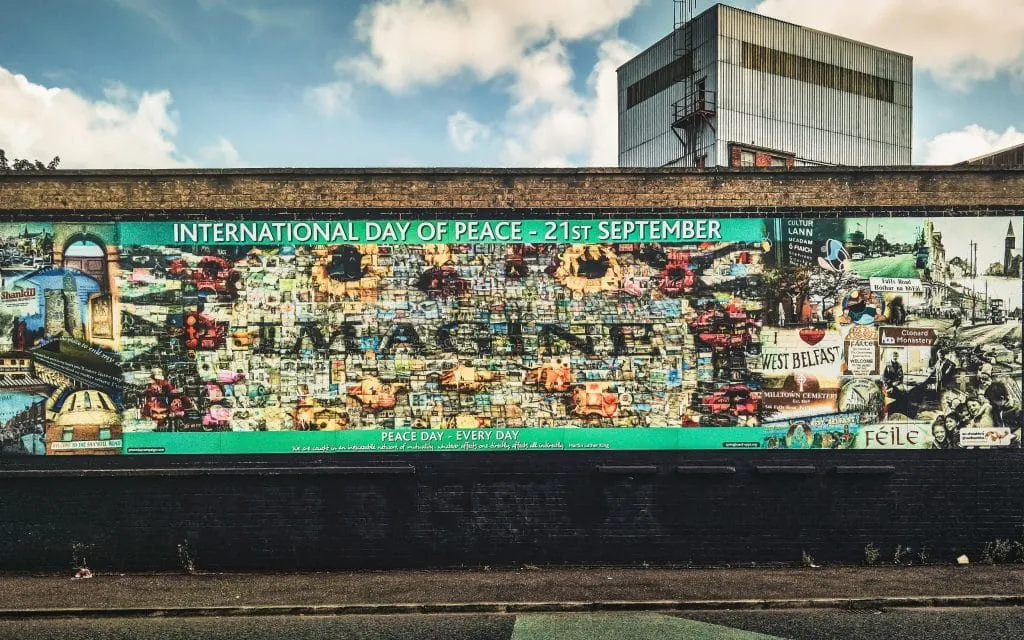 k mitch hodge hw0vL2Eg Xk unsplash, belfast northern ireland grafitti mural