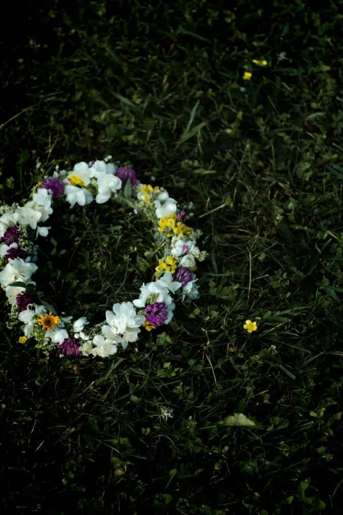 tina sara 1V9iV CZ07Y unsplash