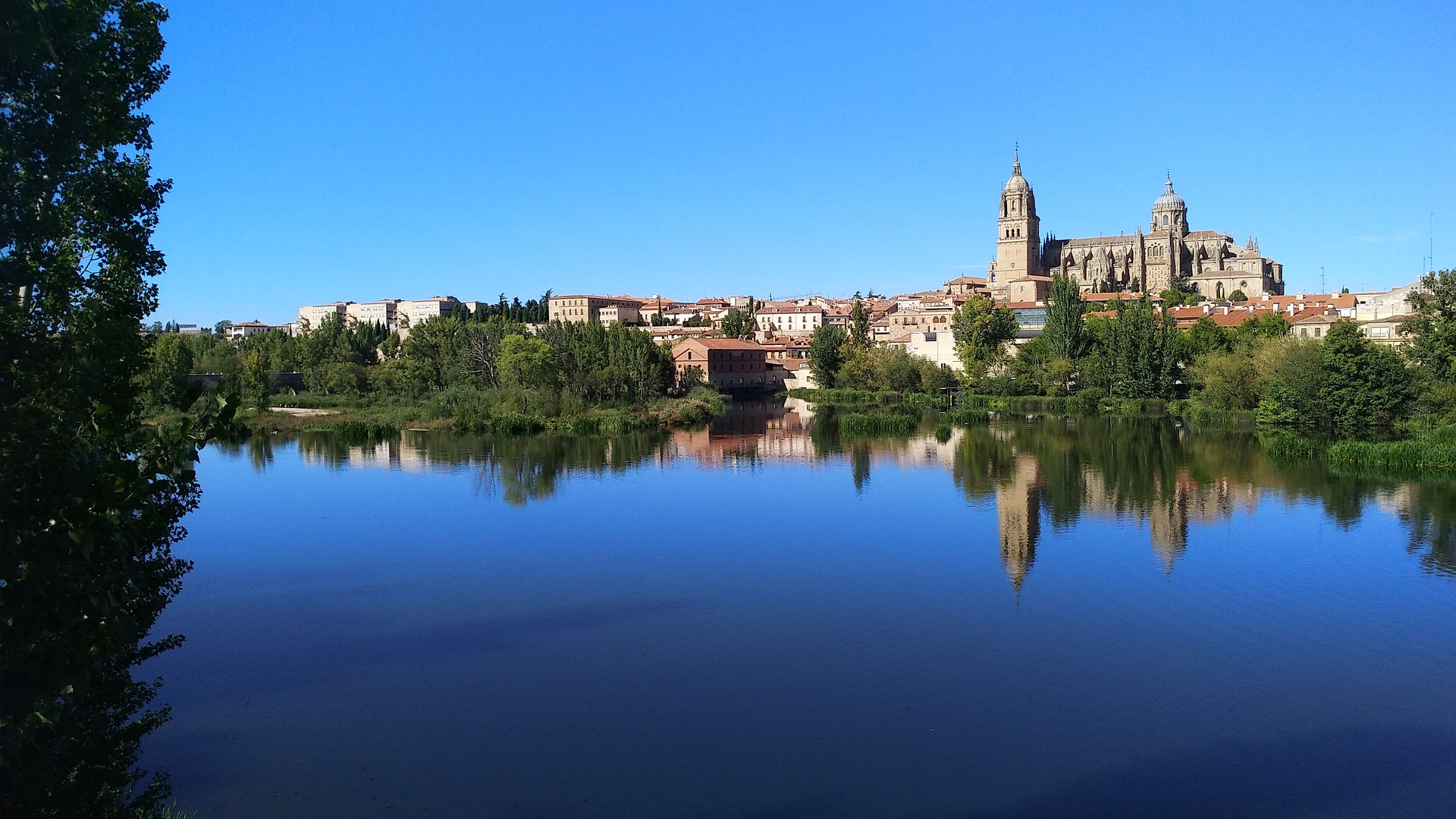 Castles and wineries of central Spain — Juniper Tours