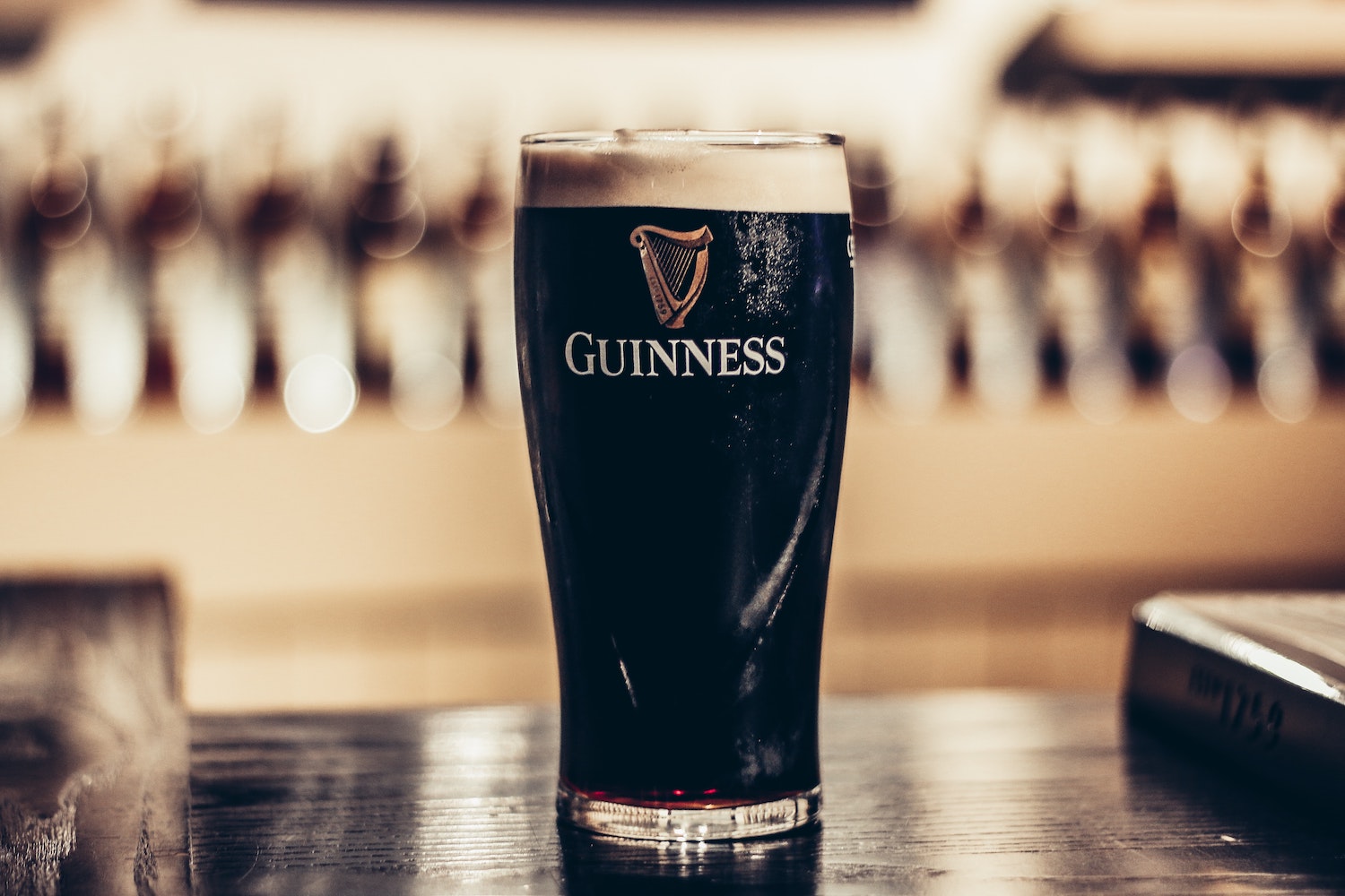 Evening village pub with traditional Irish music