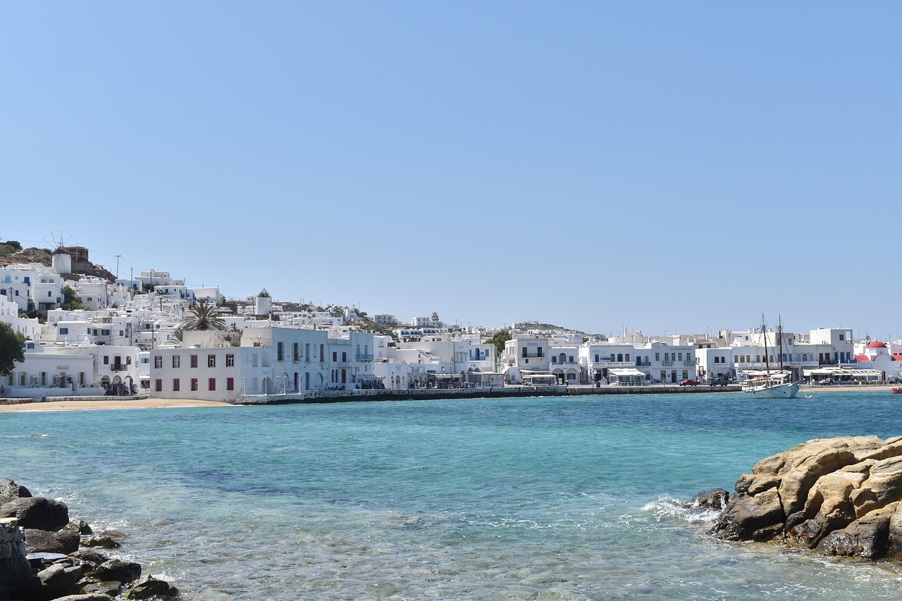 Athens and Cyclades island hopping tour — Juniper Tours Greece