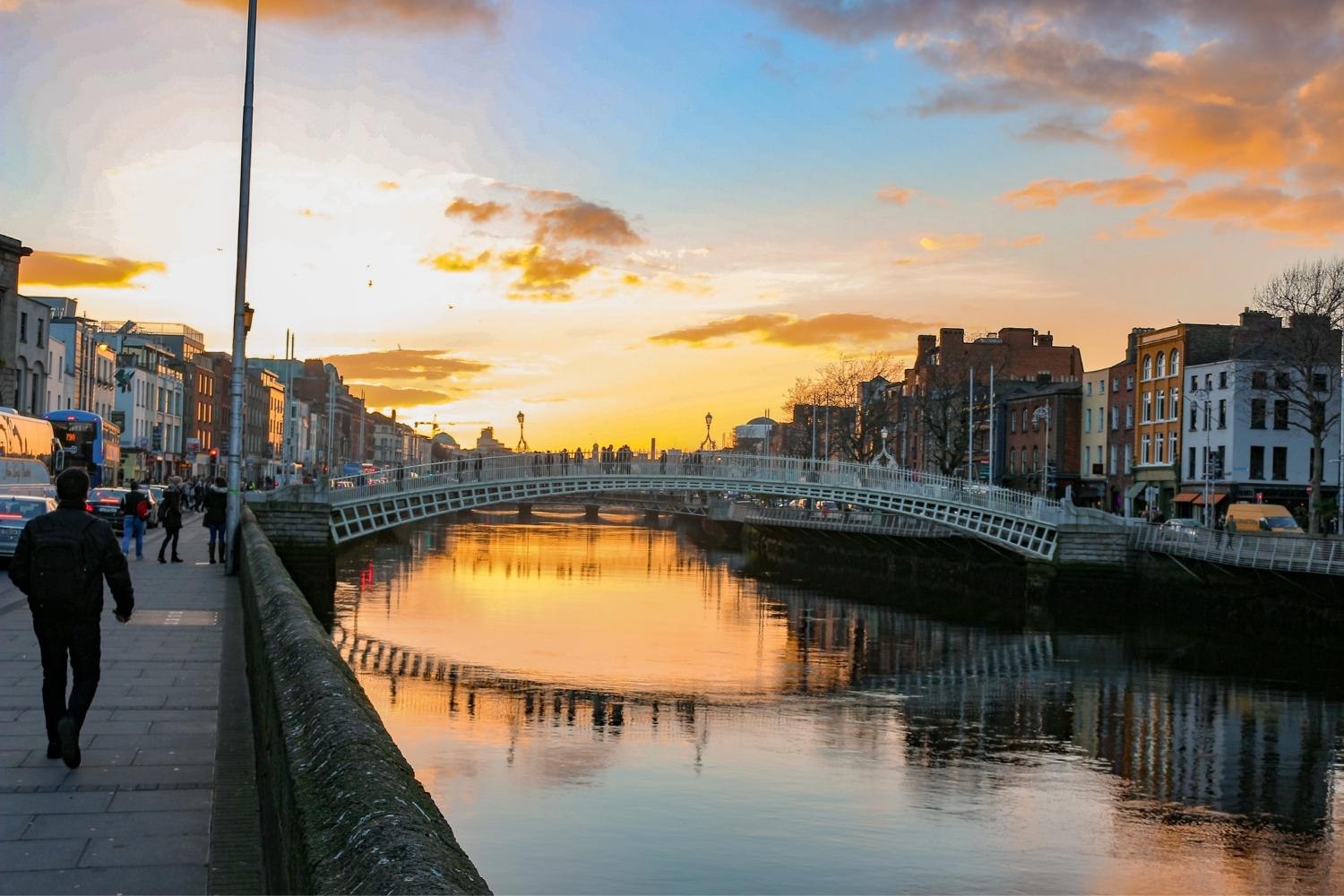 Travel Tips For Ireland: Embrace The Emerald Isle's Enchantment 