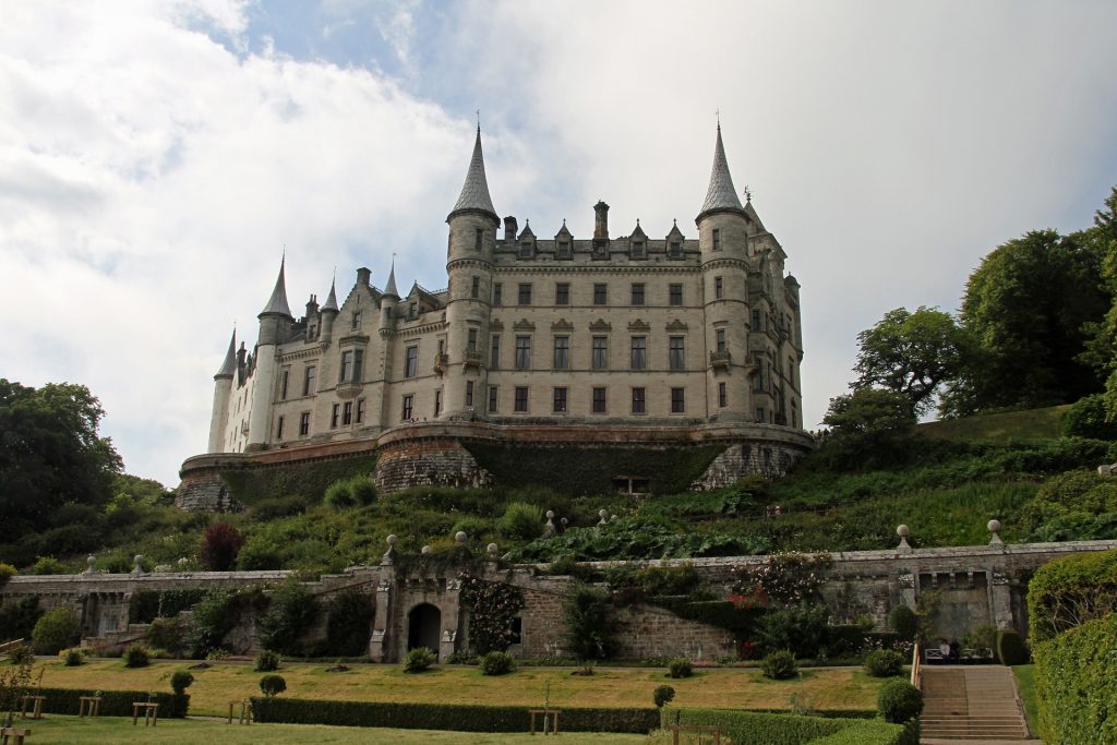 dunrobin castle g5886efe77 1920