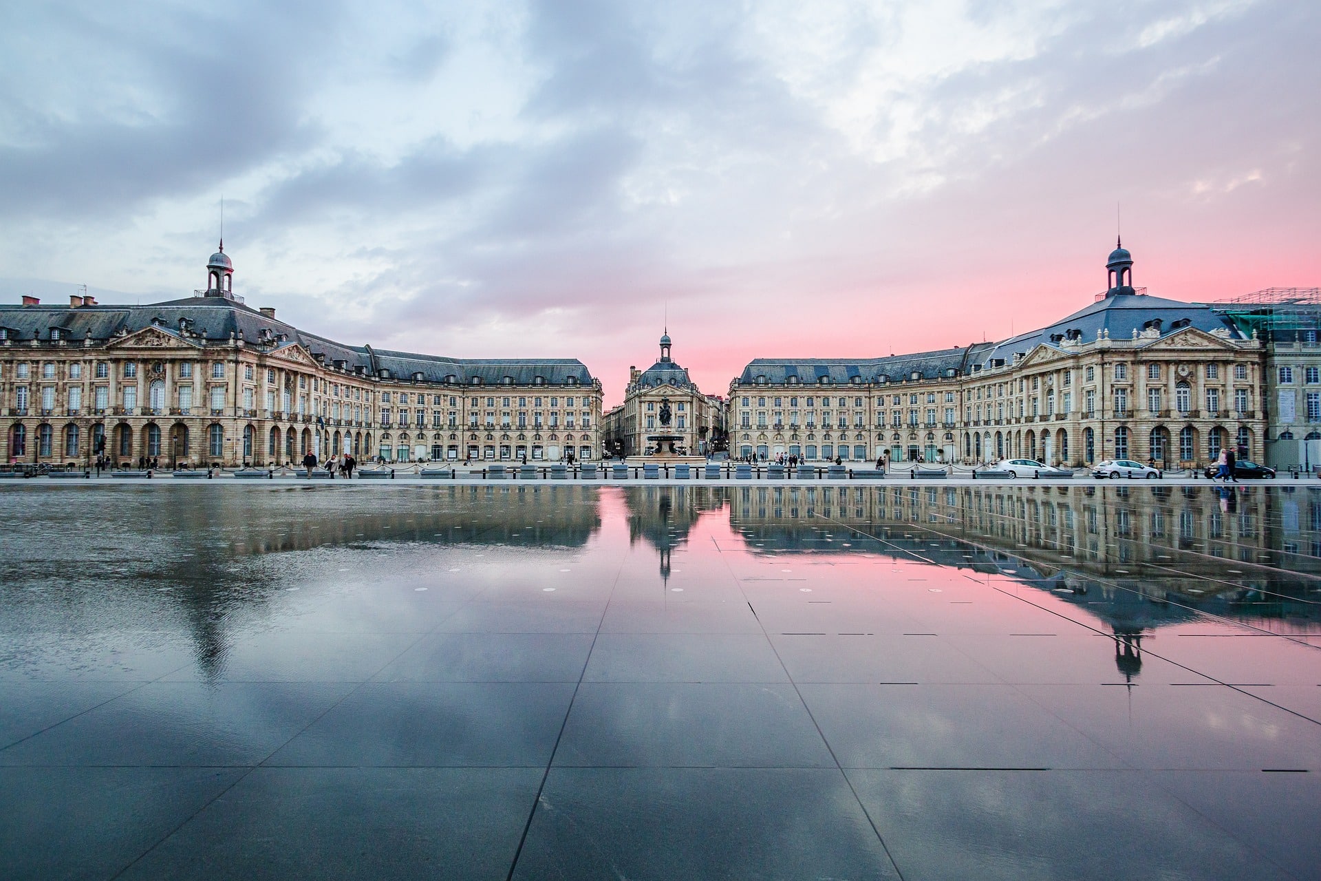 is bordeaux the wine capital of the world