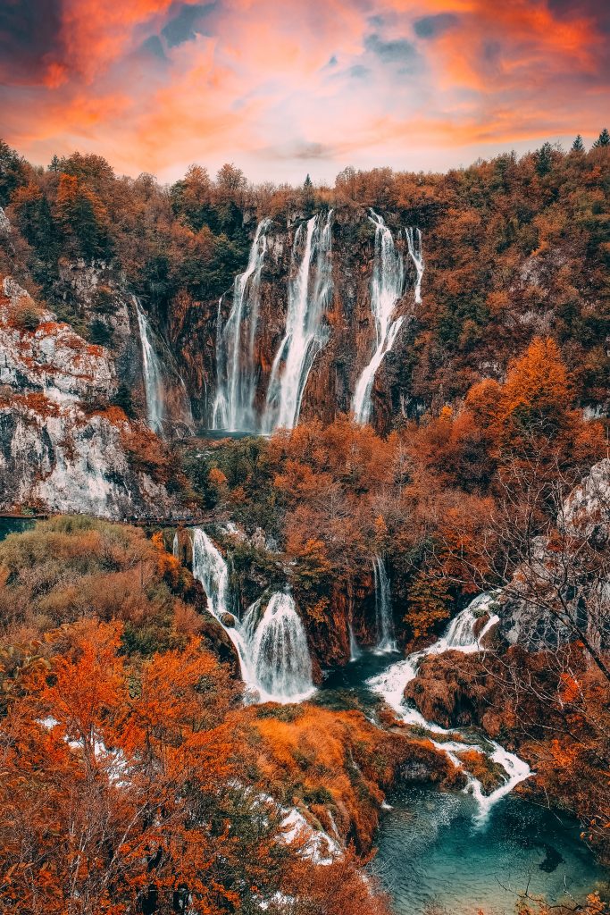 arthur chauvineau Hy3wWK70AGI unsplash Plitvice Lakes National Park