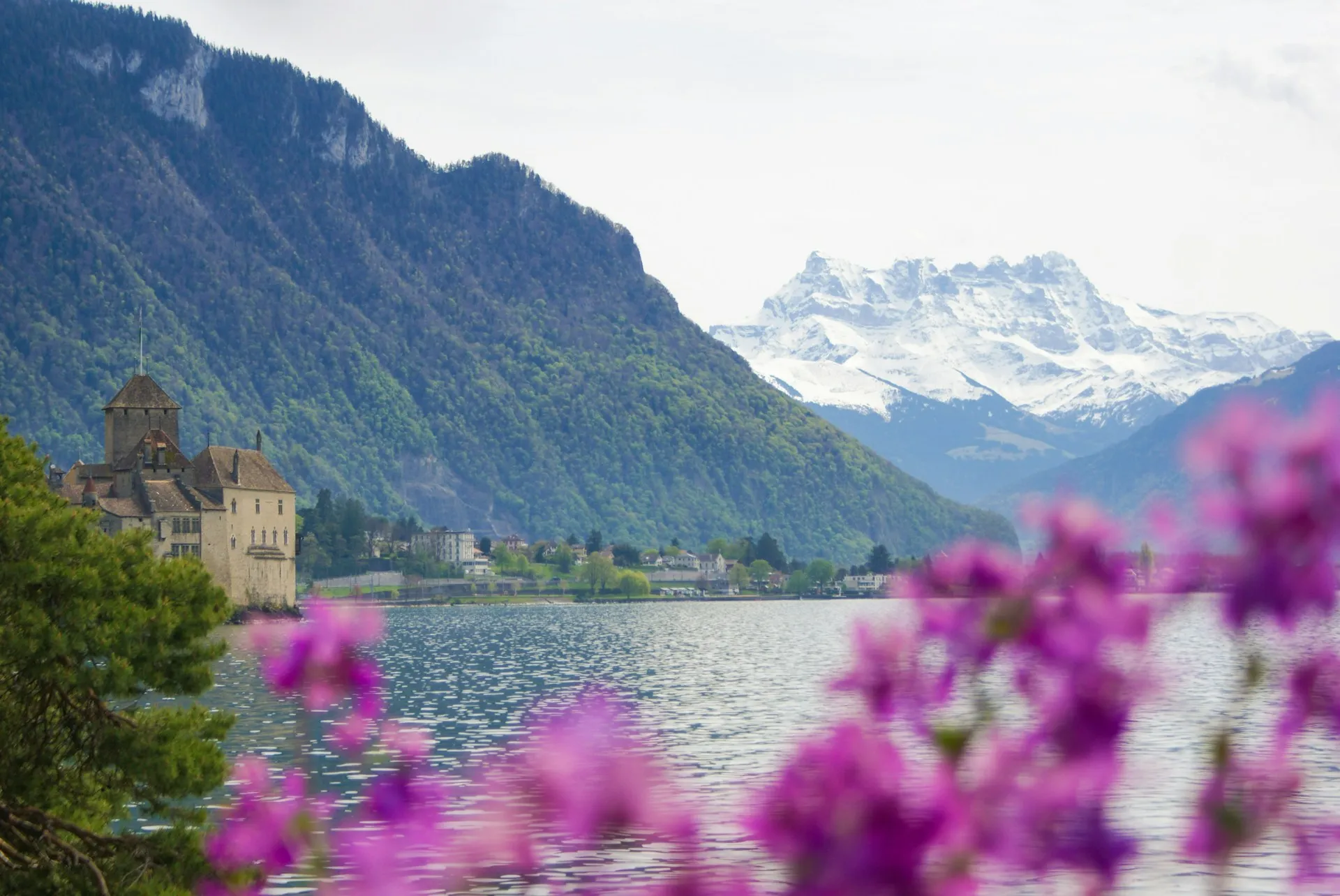 Montreux Lake Geneva — Switzerland honeymoon