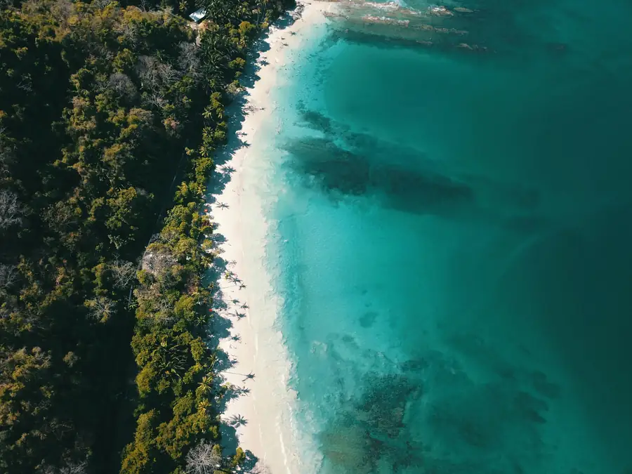 Manuel Antonio beach — Costa Rica honeymoon