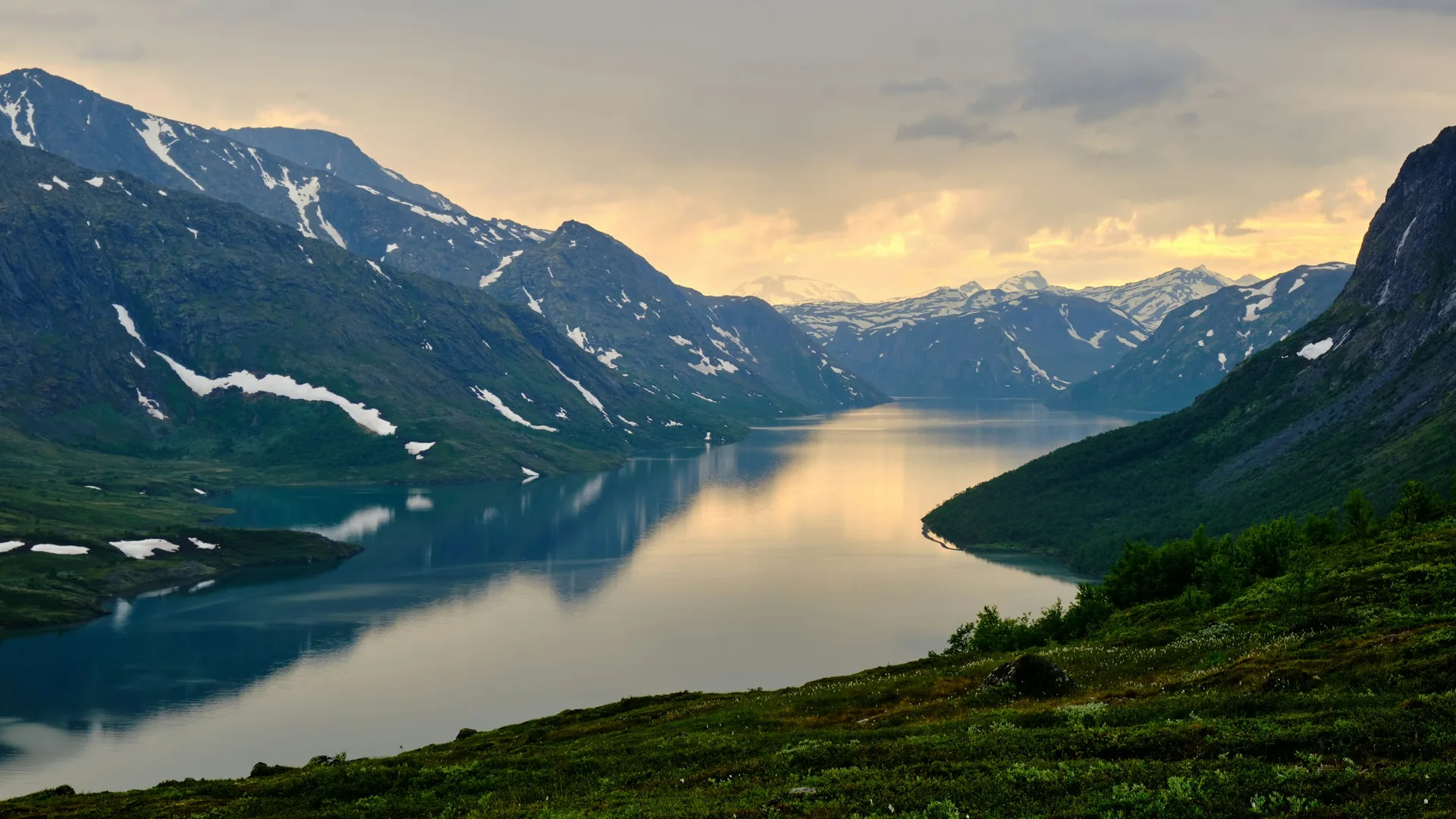 Geirangerfjord — Norway honeymoon